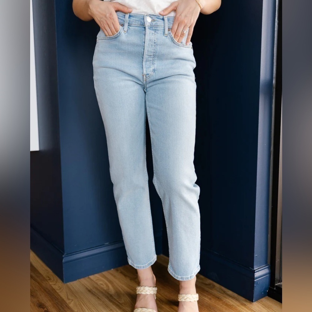 Re/Done 70s Highrise stove, pipe Jeans, like wash, Size 24 L51